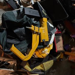 Flooring Nailer, Bostitch 