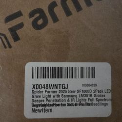 Farmers Spider 2 Led Growing Lights Brand New In Box 