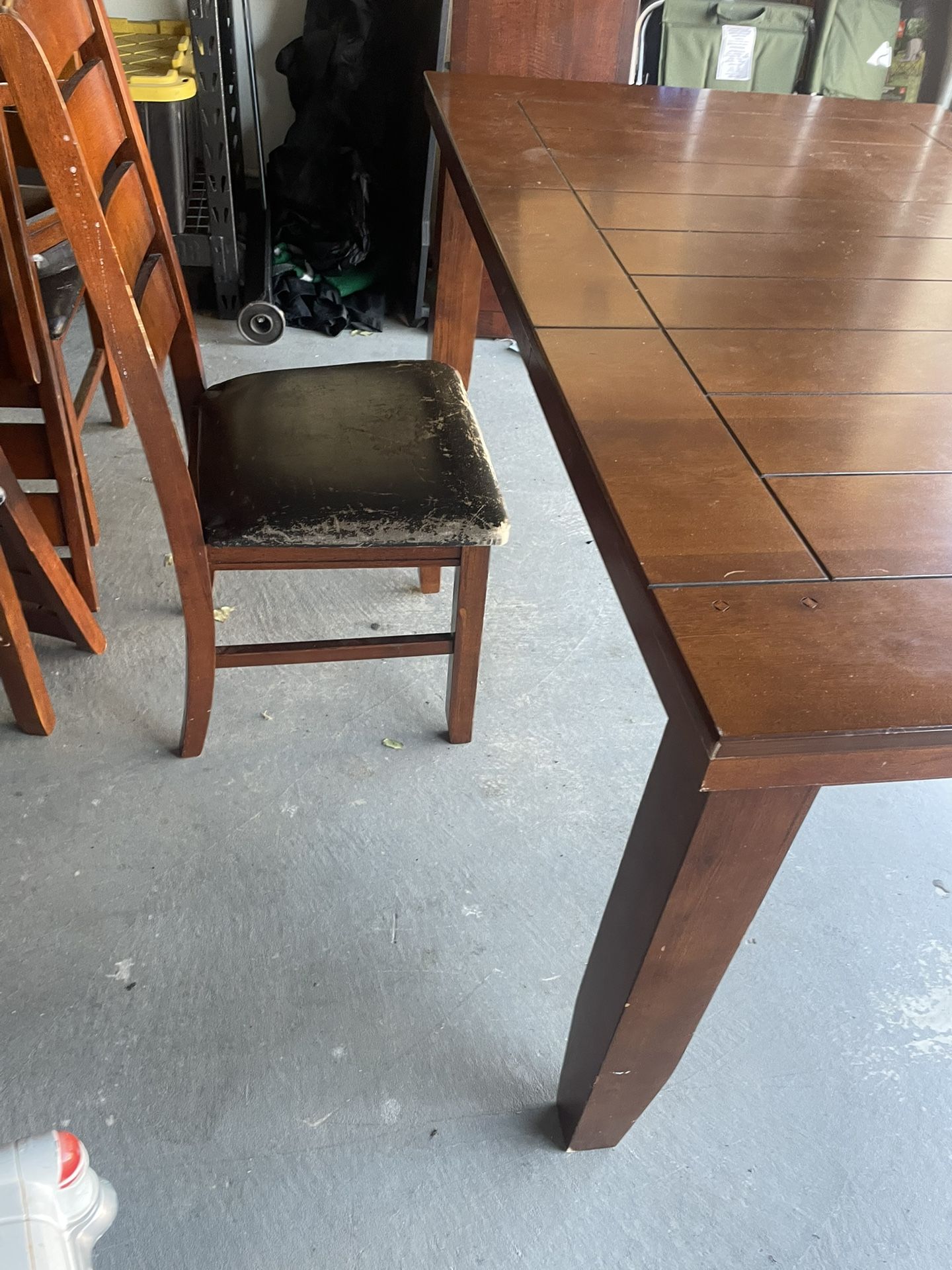 Used Dinning Room Table