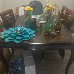 Dining Room Table With Chairs 