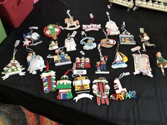 Over 1000 ornaments for families occupations and hobbies. These ornaments can be written with your family’s names