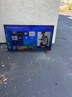 58” Hisense Roku Smart TV