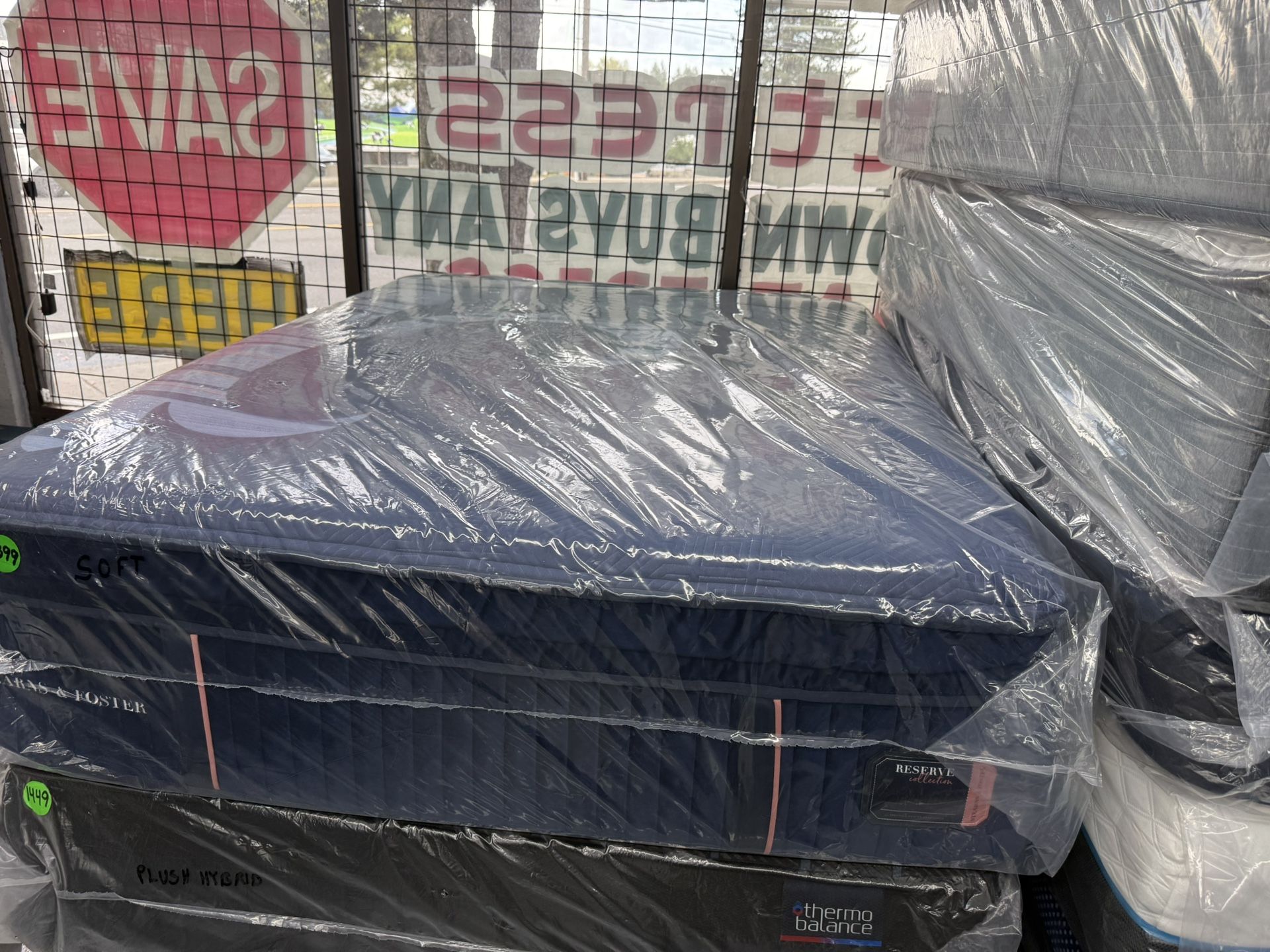 QUEEN SIZE STEARNS & FOSTER RESERVE (SOFT) PILLOW TOP MATTRESS & BOX SPRING BED SET