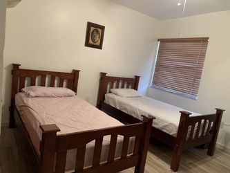 2 Twin Size Beds with Mattress (Solid Pine Wood)