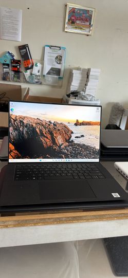 Dell Precision 5550 Gaming Laptop NVIDIA Quadro T1000 16GB RAM 1TB SSD Core i7 Windows 11 Pro 