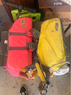 Dog life vests