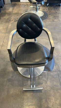 Salon Chairs / Dryer Chair