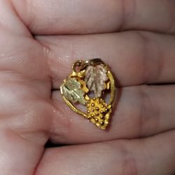 Blackhills Gold Double Sided Pendant.