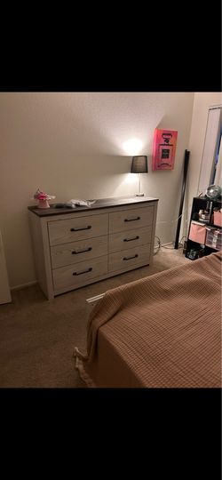 Bedroom set