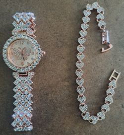 Women's Watch And Bracelet Set