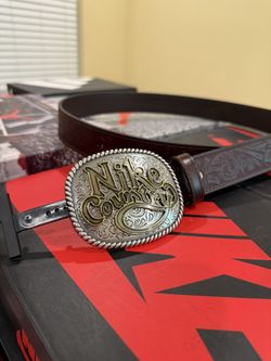 NEW Nike Country Plaque Buckle Leather Belt Dark Brown Size Large