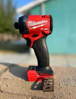 Milwaukee fuel impact driver