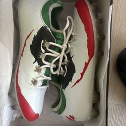 Joker Football Cleats