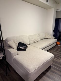 LA-Z-BOY Paxton Modular 3-Piece Sofa
