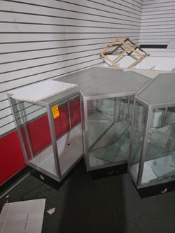 Glass display cabinet