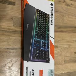 Apex 3 Gaming Mechanical Keyboard Black