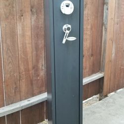 Barska AX11652 Biometric Gun/Rifle Safe
