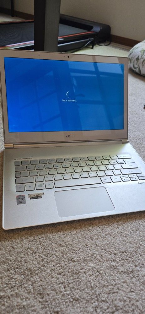 Acer Aspire 13" Ultrabook Laptop - Intel i7, 256G SSD, 8G RAM