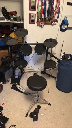 Alesis turbo drum set