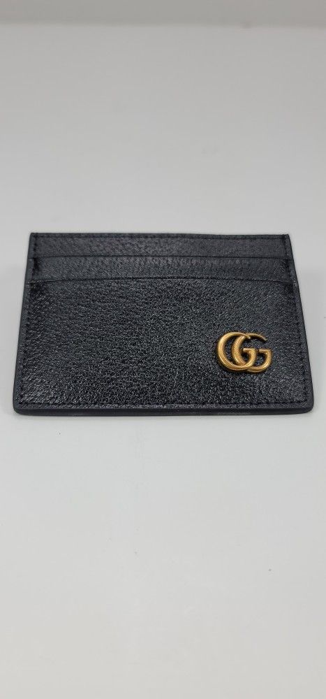 Gucci GG Marmont card case.