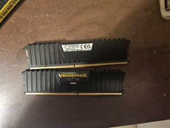 CORSAIR - VENGEANCE LPX 16GB (2x8GB) DDR4 -