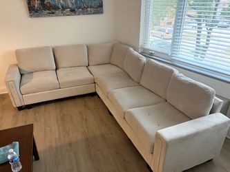 White/beige couch