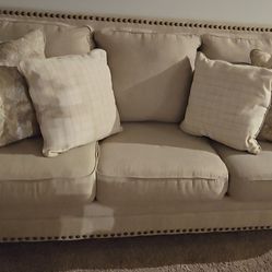 Cream Couch Set 