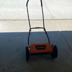 LawnMaster 14 in reel manual lawn mower 5 blade