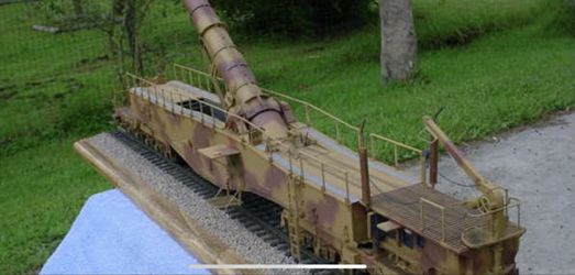 Dragon 1/35 Leopold German railway gun model for Sale in Cheshire