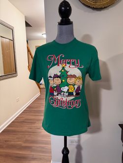 Peanuts Merry Christmas Green Graphic T-Shirt