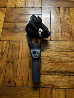 DJI Osmo mobile 2 with dock