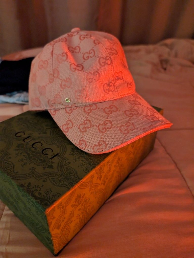 Gucci hat