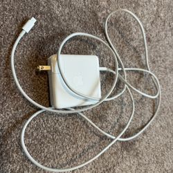 Apple 96W usb-c Power Adapter