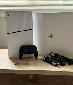 Like new ps5 slim digital 1TB 2 month old