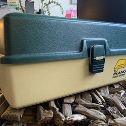 "Vintage" Plano Tacklebox