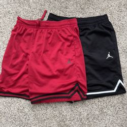 Boys Jordan Shorts Large