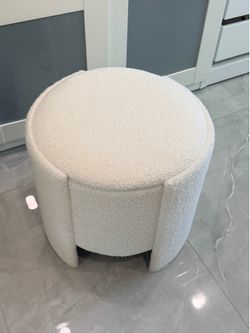 Storage ottoman