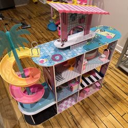 LOL Doll House