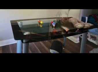 (Ask for price)Dining table for 6