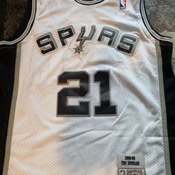 Tim Duncan Mitchell And Ness Jersey Size Xl