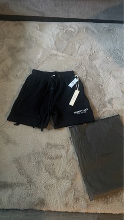 ESSENTIALS SHORTS BLACK BRAND NEW