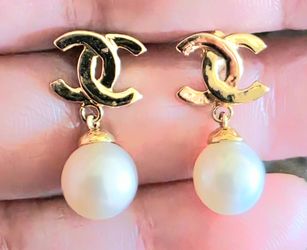 🪷18k Gold Pearl Drop Earrings - White Pearls