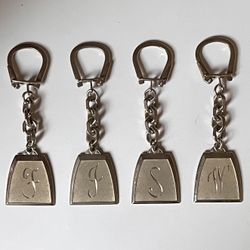 Vintage Keyring Lot 🔑🔑🔑🔑