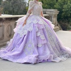 ✨Lavender Quinceañera Dress with Sparkle & Lace – Size 4✨
