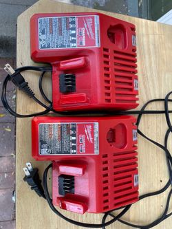 Milwaukee battery charger