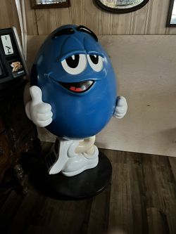 MR BLUE PEANUT M N M