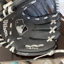 Tee Ball Glove