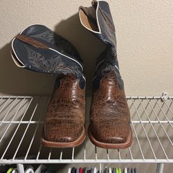 Louis Vuitton Men's Boots for Sale in College Station, TX - OfferUp