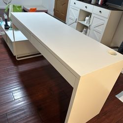 IKEA MICKE Desk