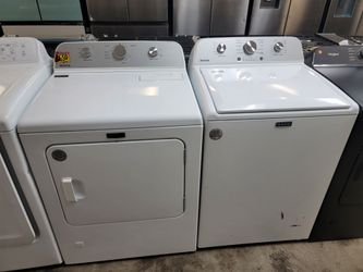 Maytag Top Load Washer With Agitator And Gas Dryer Set
